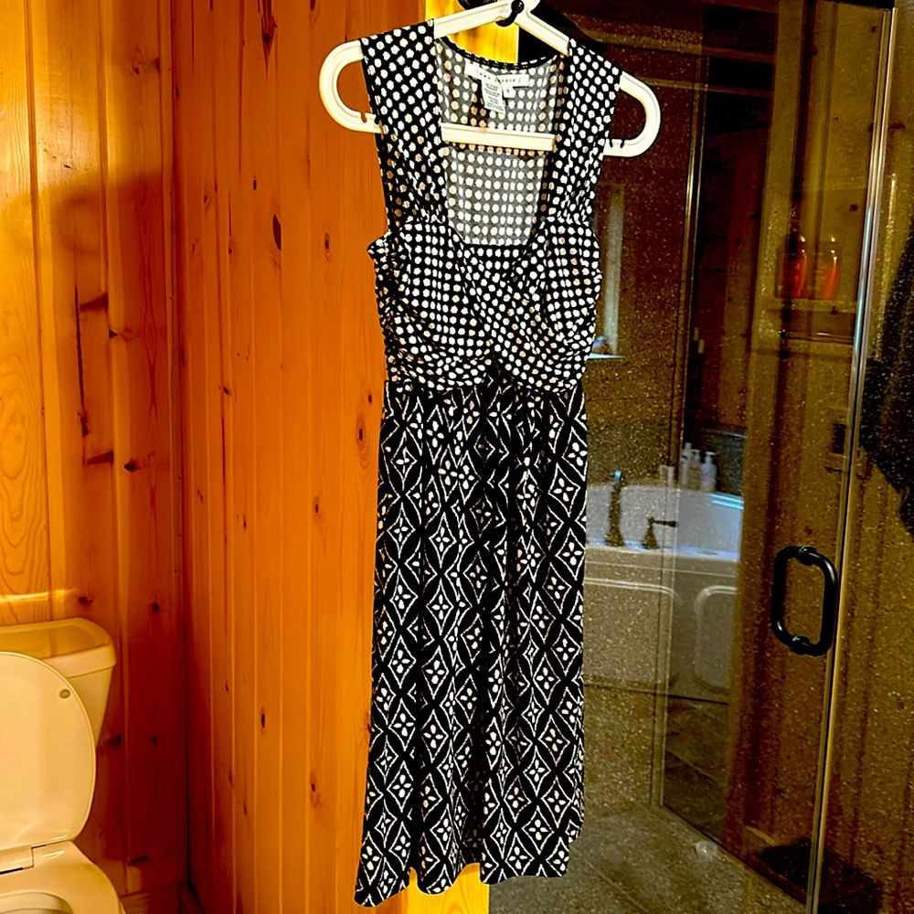 Max Studio sleeveless dress size small
